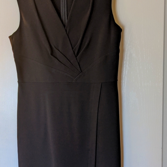 Black Knit Sleeveless Sheath with ruche detail at chest and waist - Picture 3 of 6